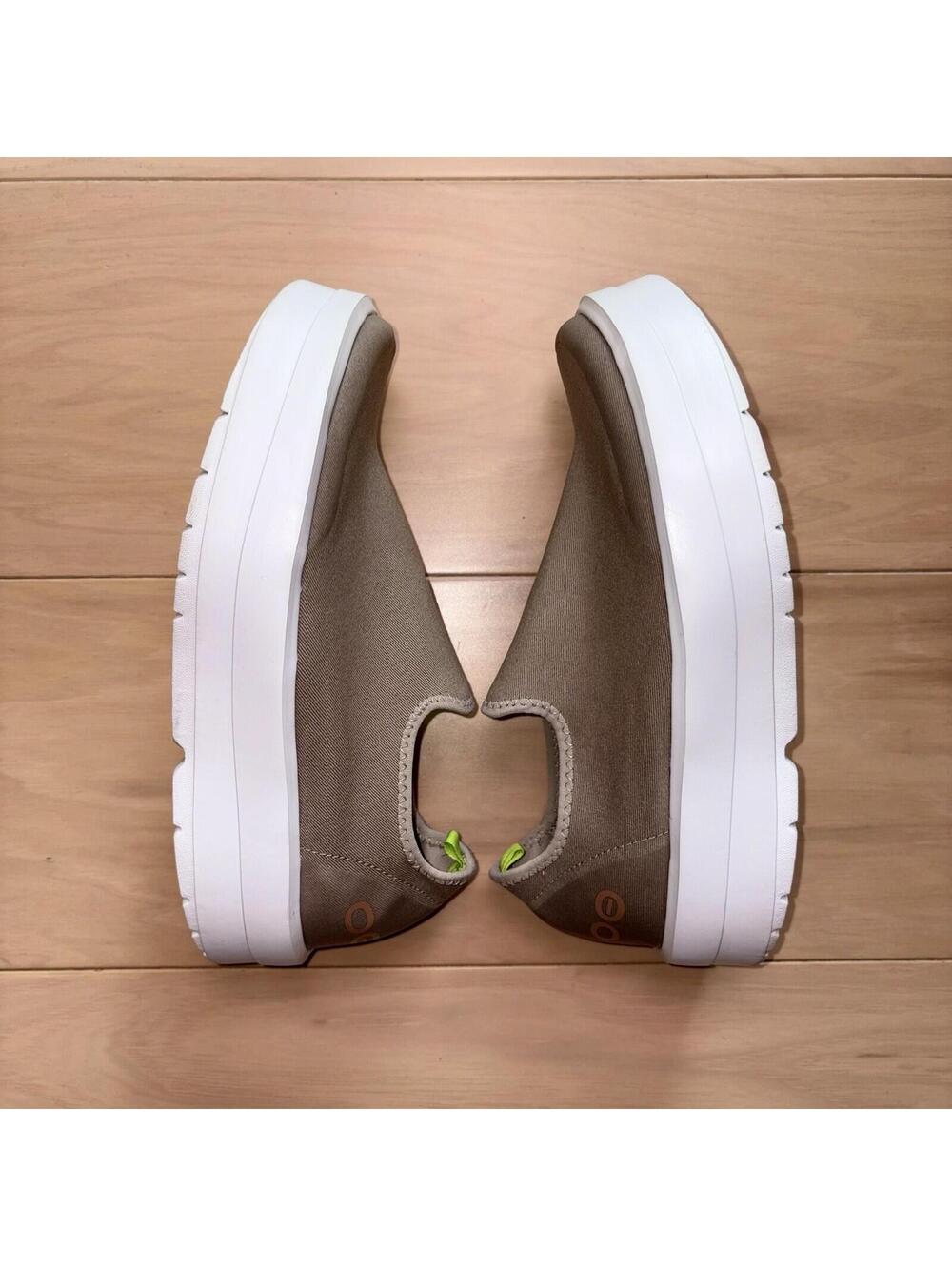 OOFOS OOmg EeZee Low Slip On Shoes Women’s 9.5 Taupe White Recovery - Picture 3 of 8